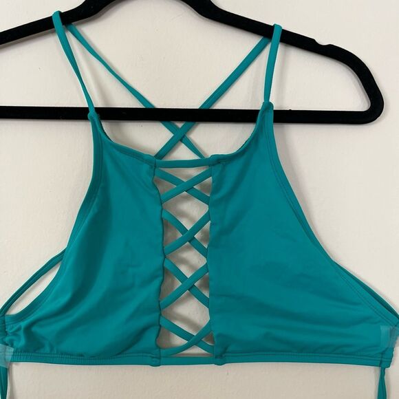 Dippin’ Daisy’s aquamarine, swim top, crisscross front pattern, back straps, M - Picture 1 of 6